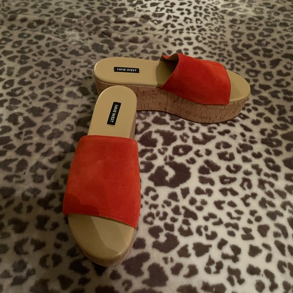 Nine West red slides excellent condition - Picture 6 of 7